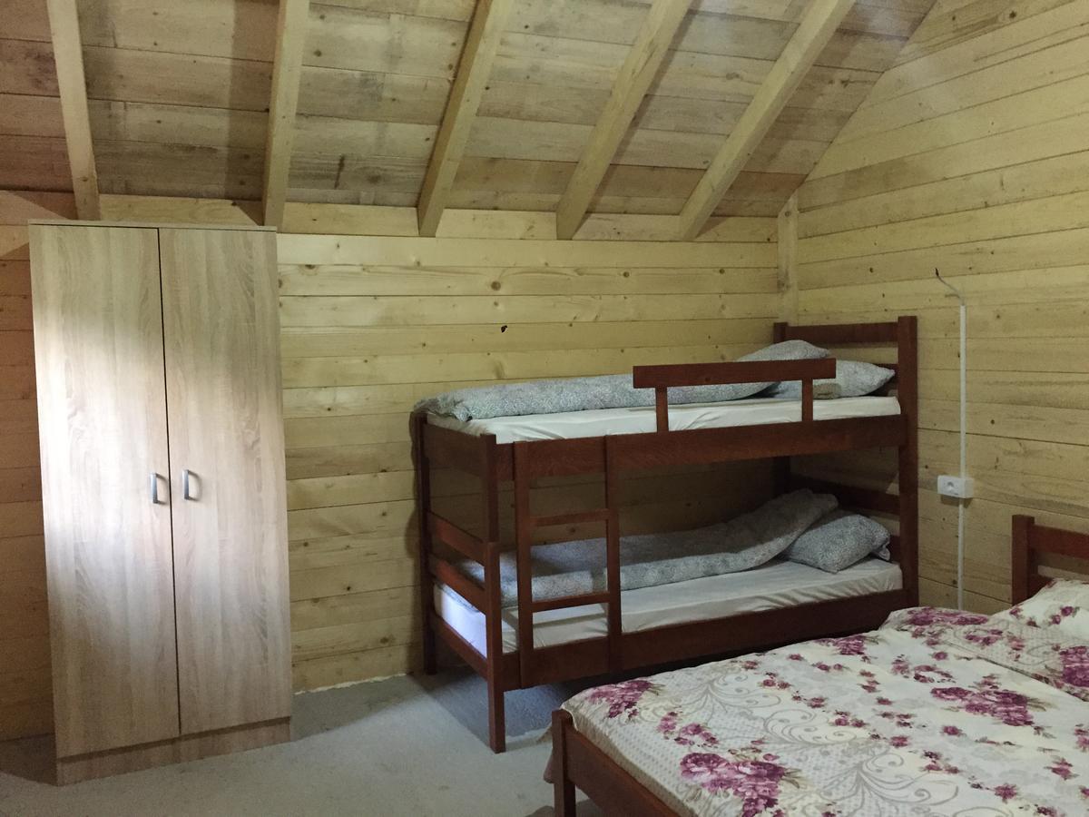 Bungalows-Oaza Vusanje Bagian luar foto