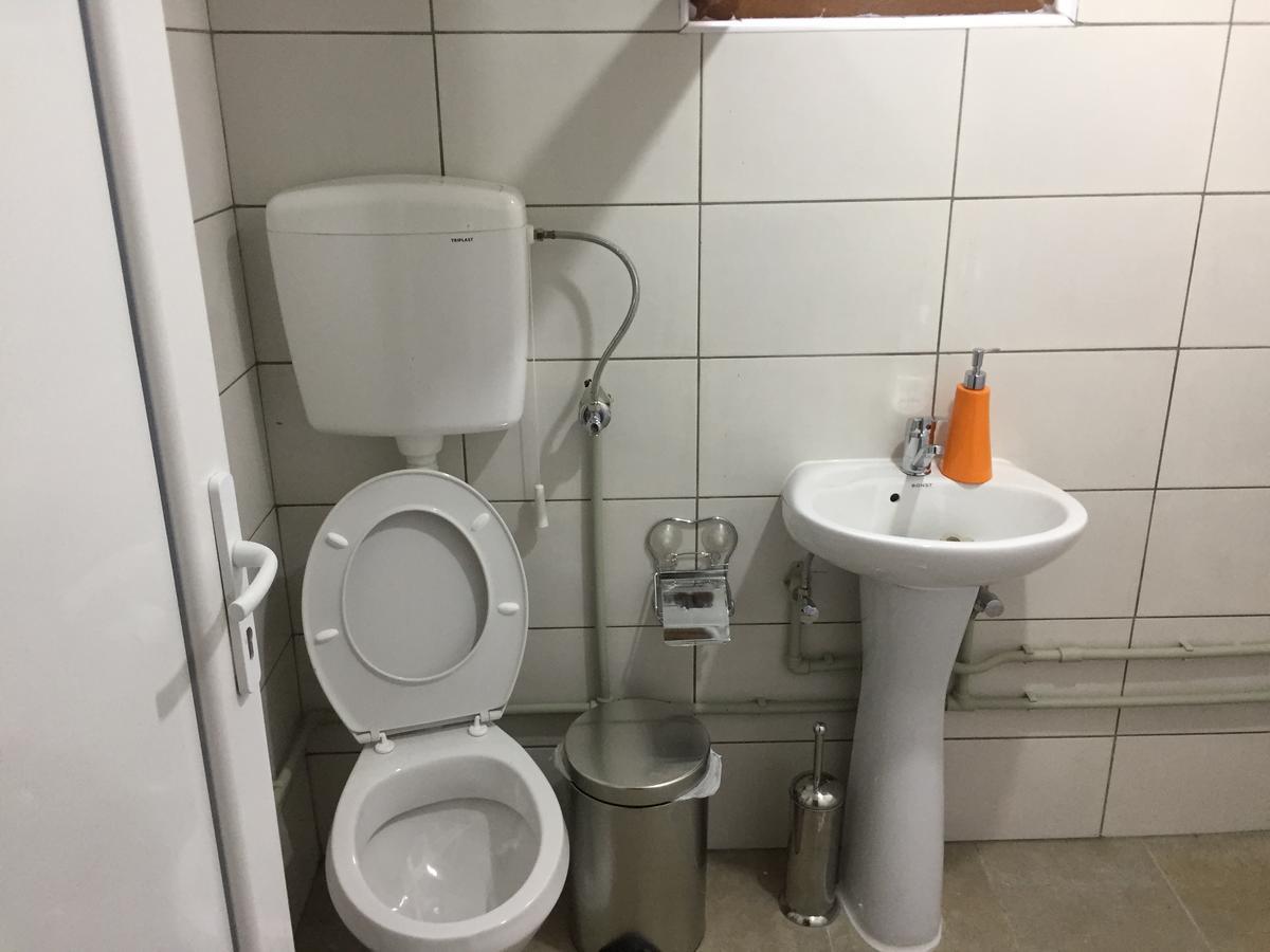 Bungalows-Oaza Vusanje Bagian luar foto